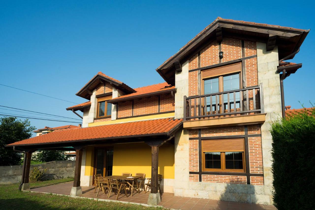 Casitas De Santillana